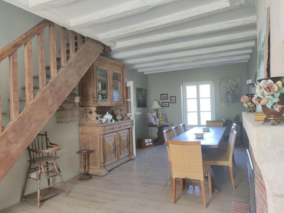 Le Gite De Sissi Lavardin  Extérieur photo